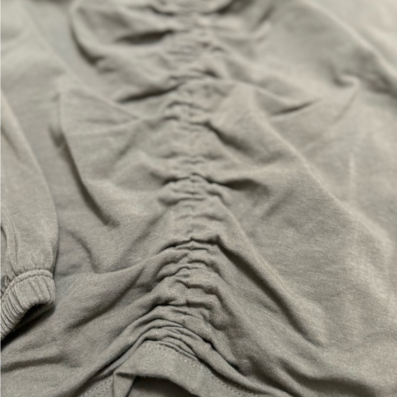 Banana Republic stretch jerseys balloon sleeve cropped tops- L - Picture 8 of 8